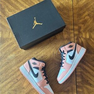 Air Jordan 1 Mid (GS)
